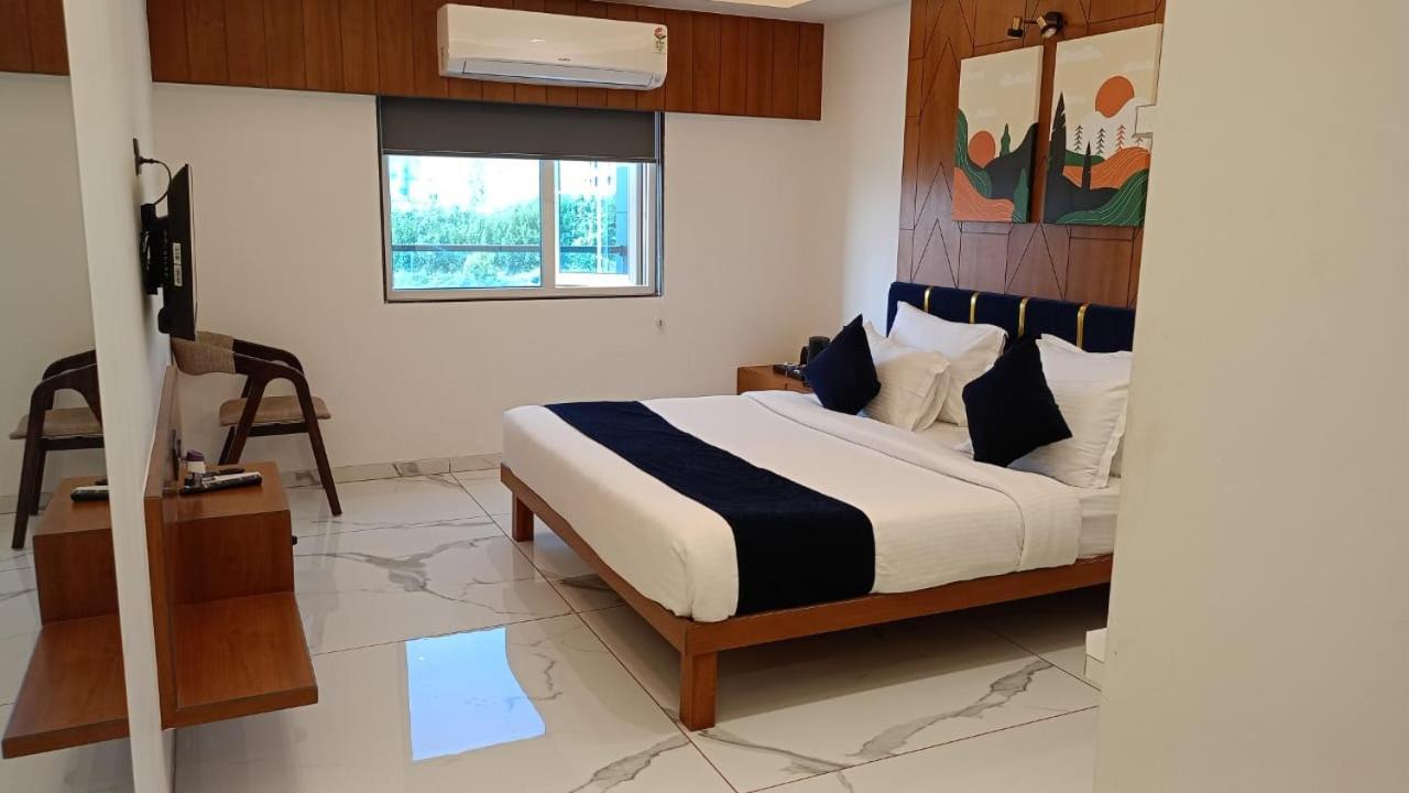 The Scenic Unity Otel Garudeshwar Dış mekan fotoğraf